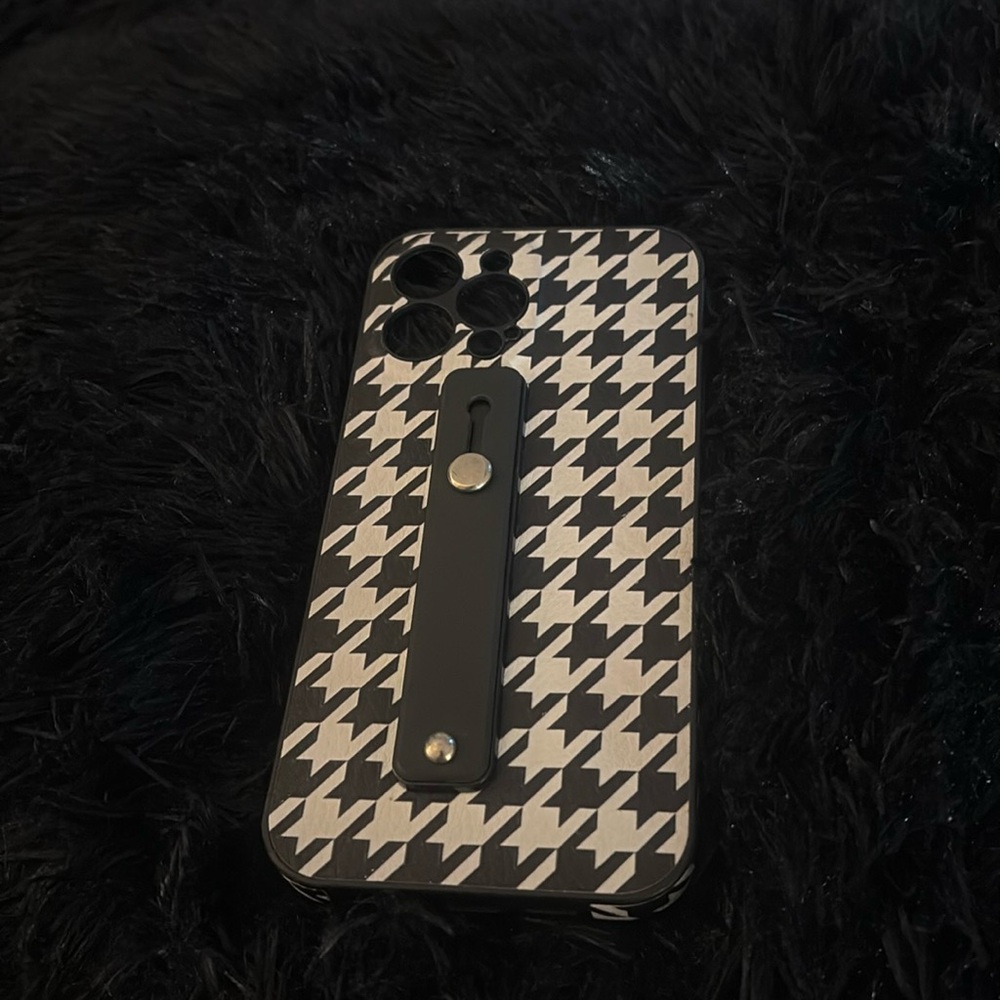 iPhone 13ProMax Case- Herringbone Pattern
